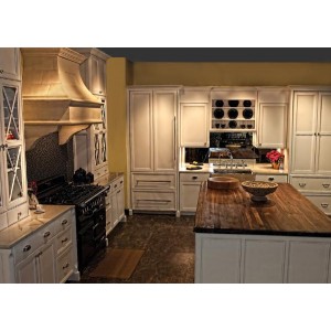 EuroStyle Painted kitchen, Mouser